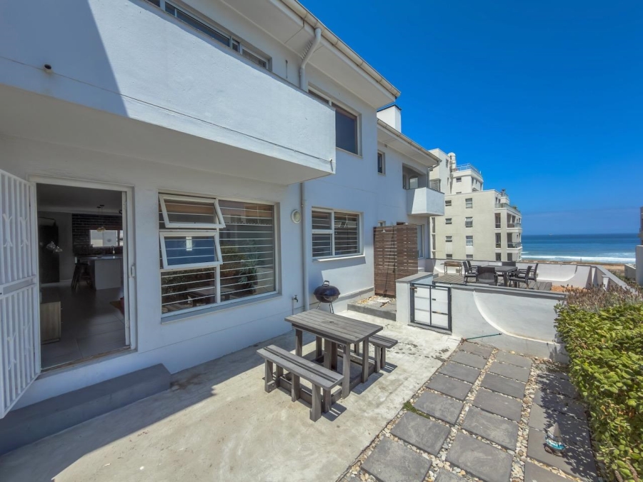 2 Bedroom Property for Sale in Table View Western Cape